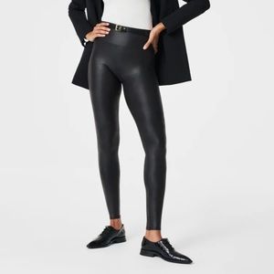 SPANX Faux Leather Leggings - size L (Petite)